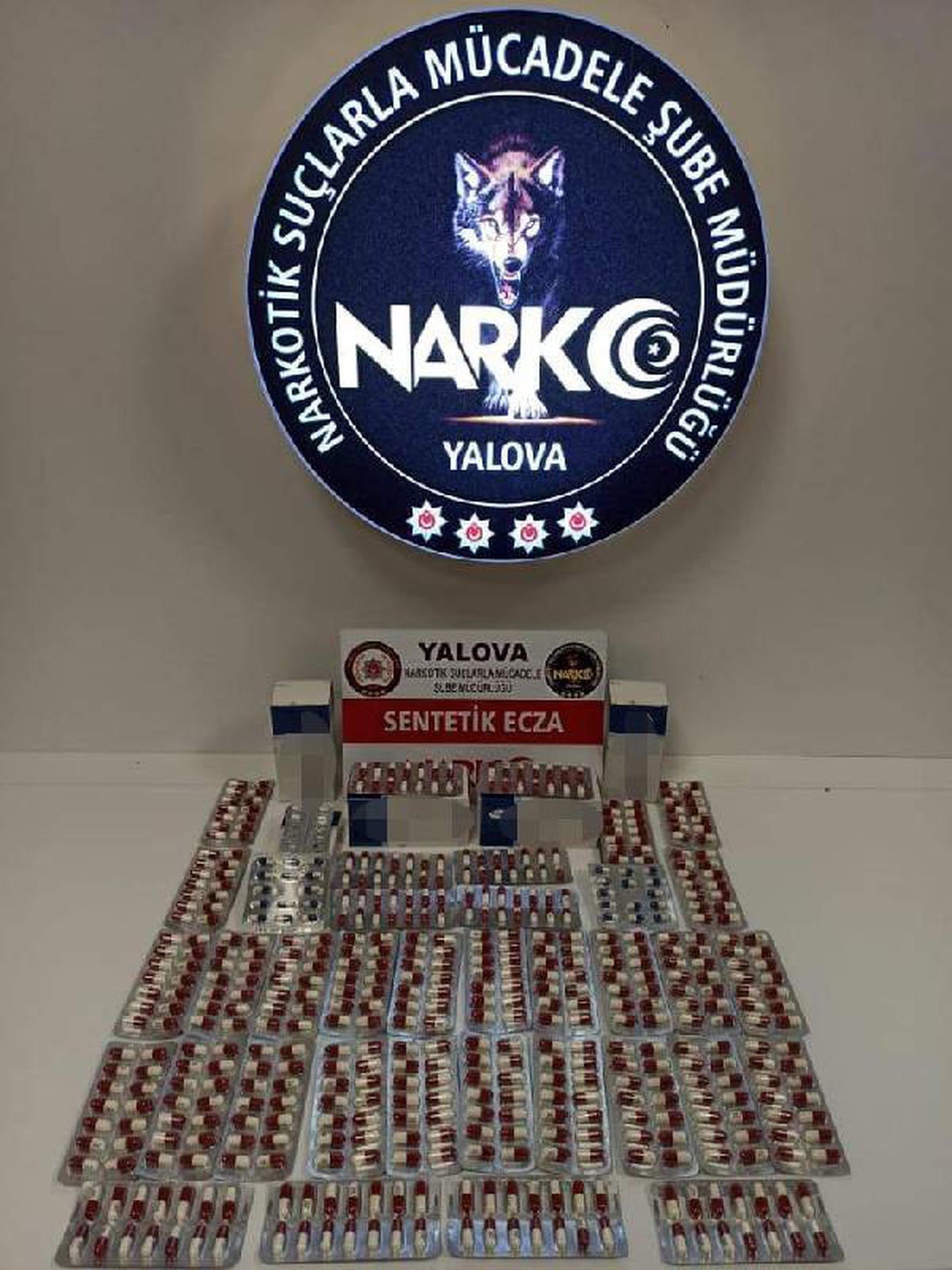 Uyuşturucu şüphelisi terminalde yakalandı