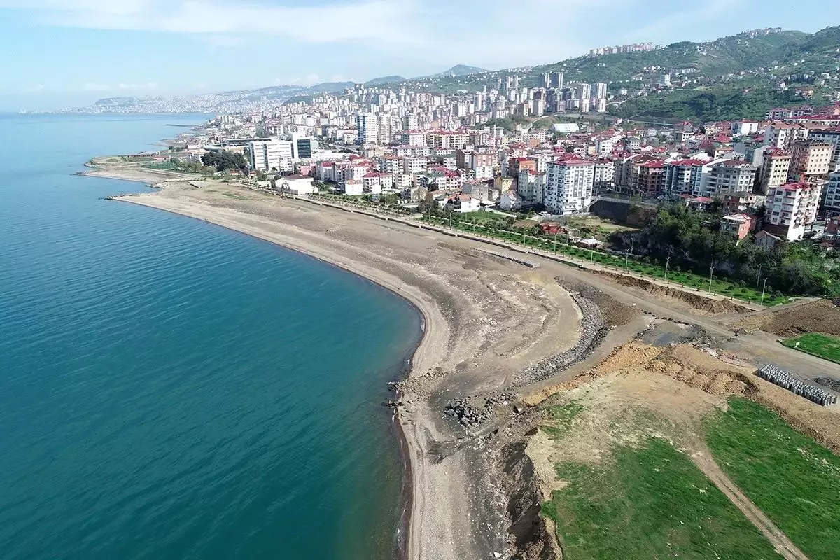 Akçaabat\'a kesintisiz bisiklet ve yürüyüş yolu yapılıyor