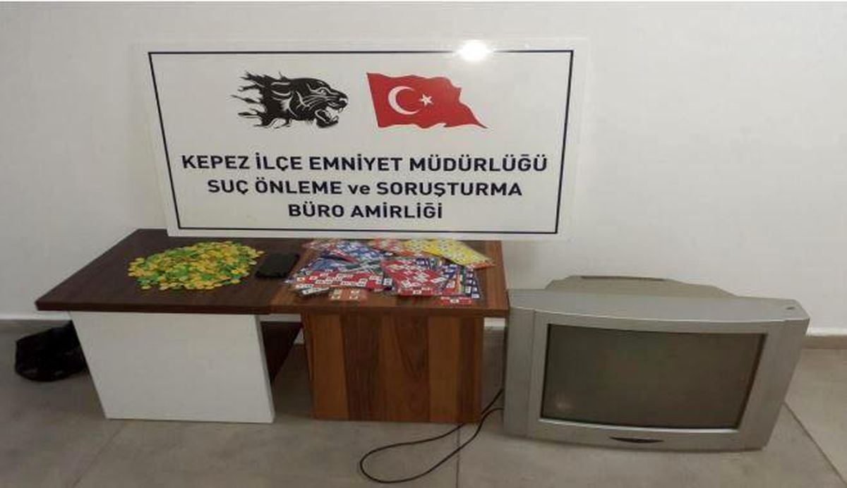 Son dakika haberi: Antalya\'da dev kumar operasyonu: 16 kişiye 71 bin 376 TL ceza
