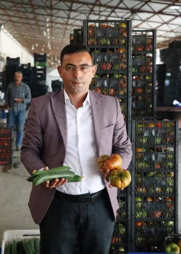 Antalya'da sektör temsilcilerinden 'semt pazarları açılsın' talebi Antalya'da sektör temsilcilerinden 'semt pazarları açılsın' talebi