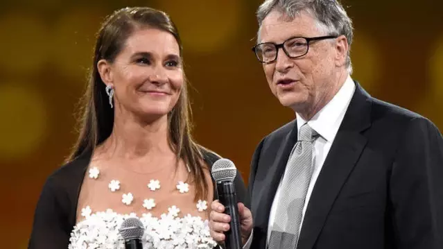 Bill ve Melinda Gates çifti boşanmaya karar verdi Bill ve Melinda Gates çifti boşanmaya karar verdi