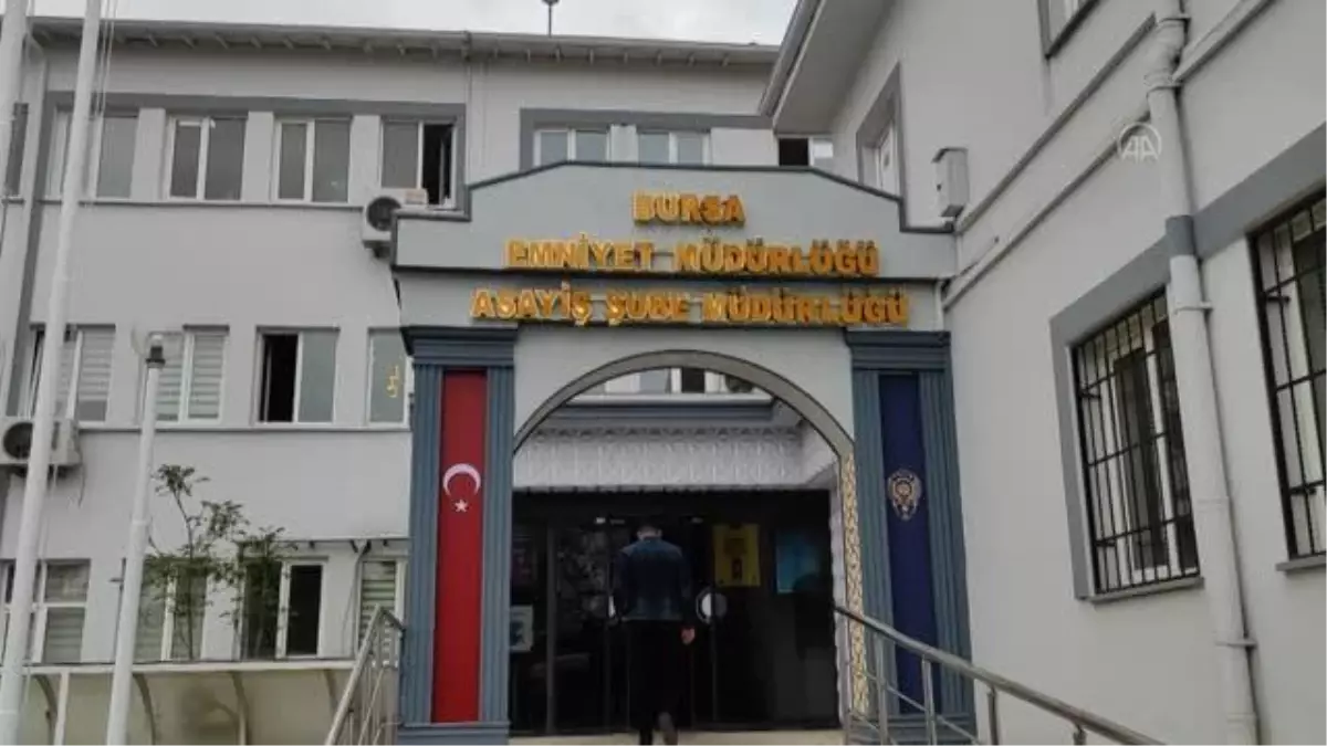 Cesedi otomobilinin bagajında bulunan kişinin öldürülmesiyle ilgili 5 şüpheli adliyede