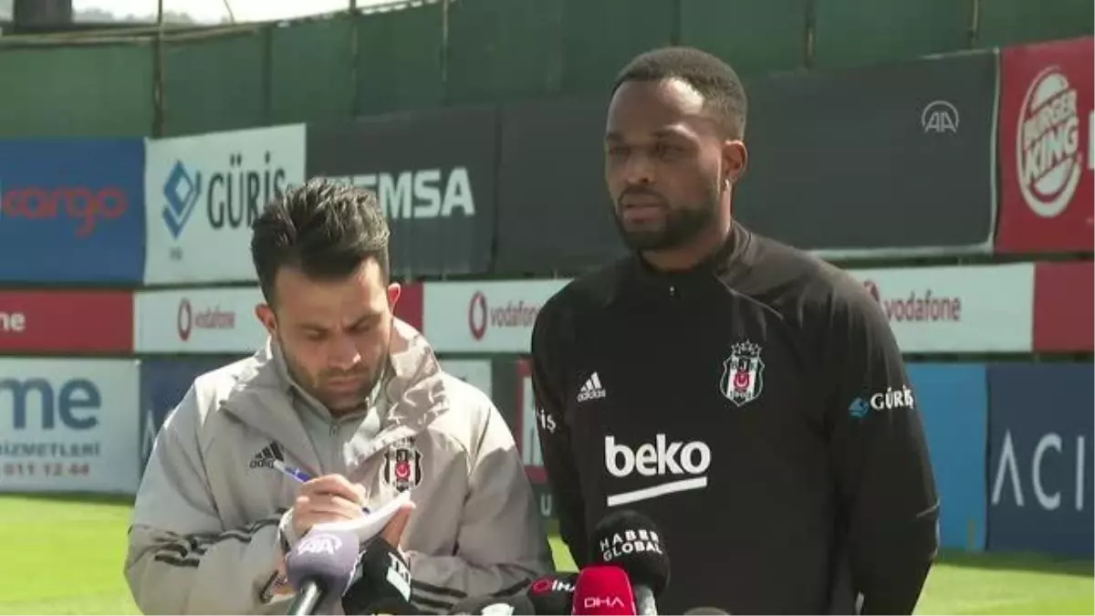 Cyle Larin Galatasaray derbisini kazanacaklarına inanıyor (2)