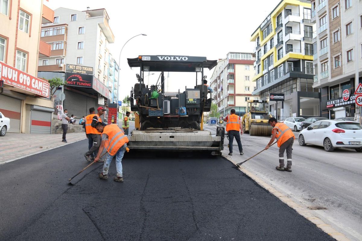 Gebze Gençlik Caddesi daha konforlu oldu