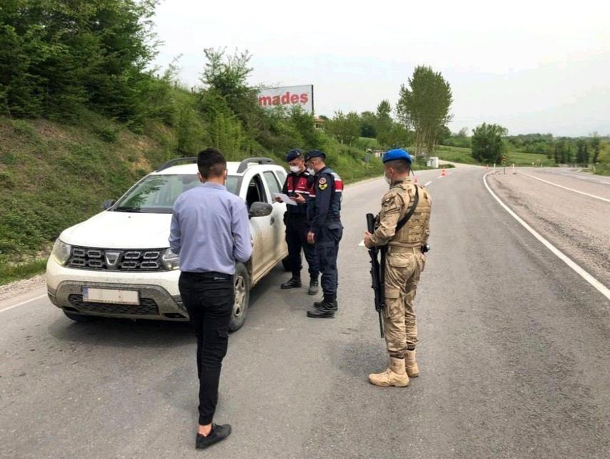 Son dakika haber: Jandarmadan "tam kapanma" denetimi