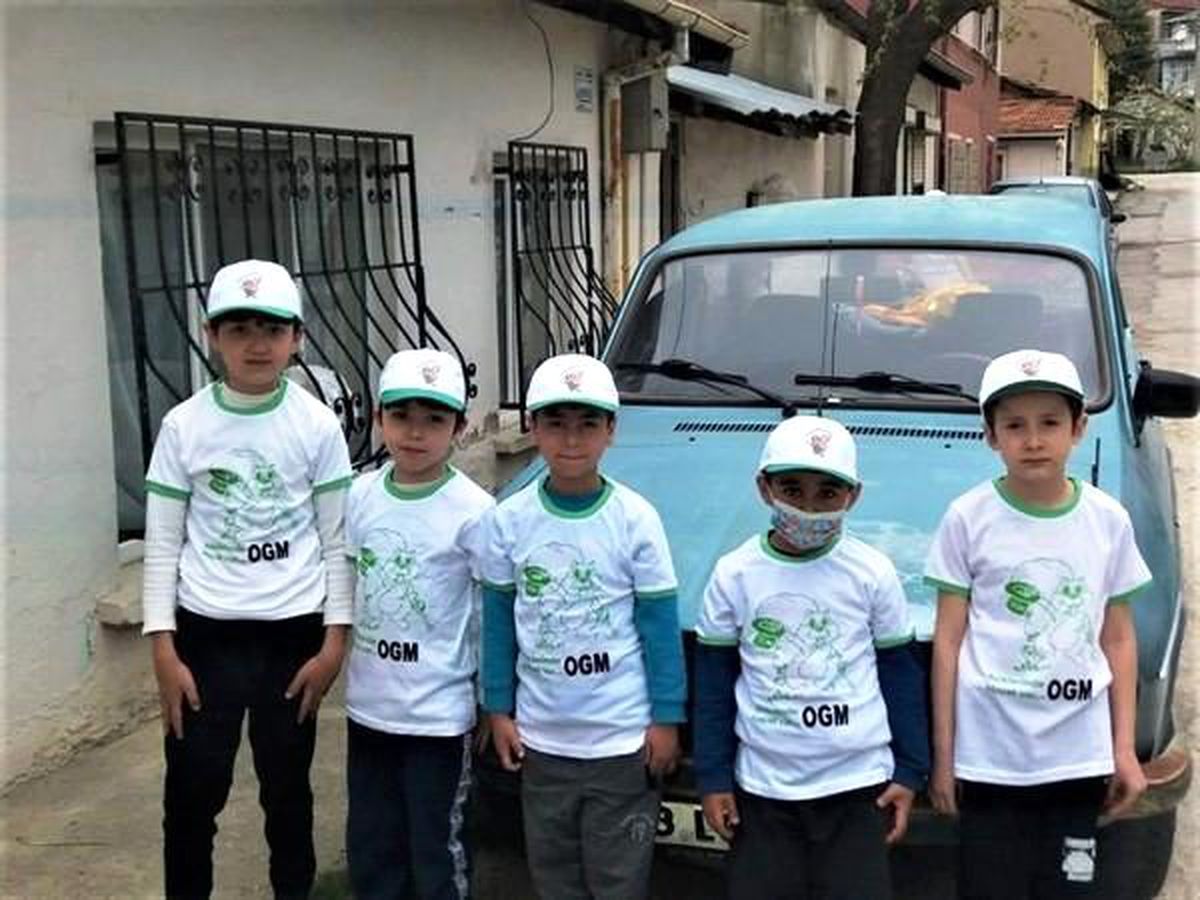 Orman İşletme Müdürlüğünden çocuklara hediye