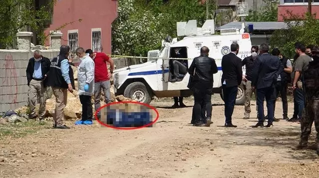 Sokakta yakılmış ceset bulundu! Duvardaki PKK yazısı tüm gözleri terör örgütüne çevirdi Sokakta yakılmış ceset bulundu! Duvardaki PKK yazısı tüm gözleri terör örgütüne çevirdi