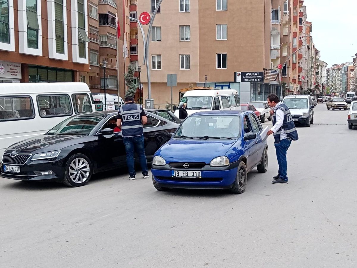 Sungurlu\'da polis ekipleri denetimlerini sıklaştırdı
