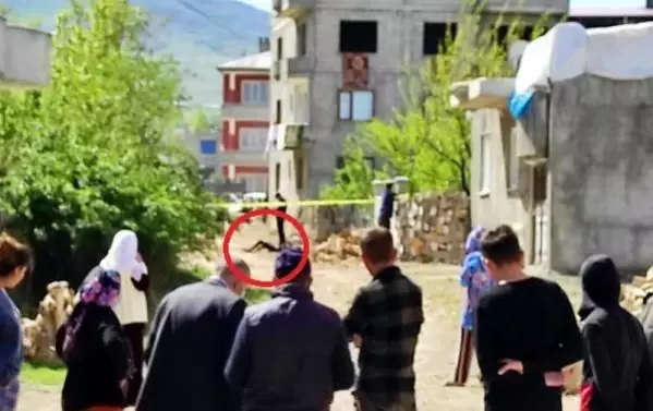 Van Da Sokakta Yanmis Erkek Cesedi Bulundu Son Dakika