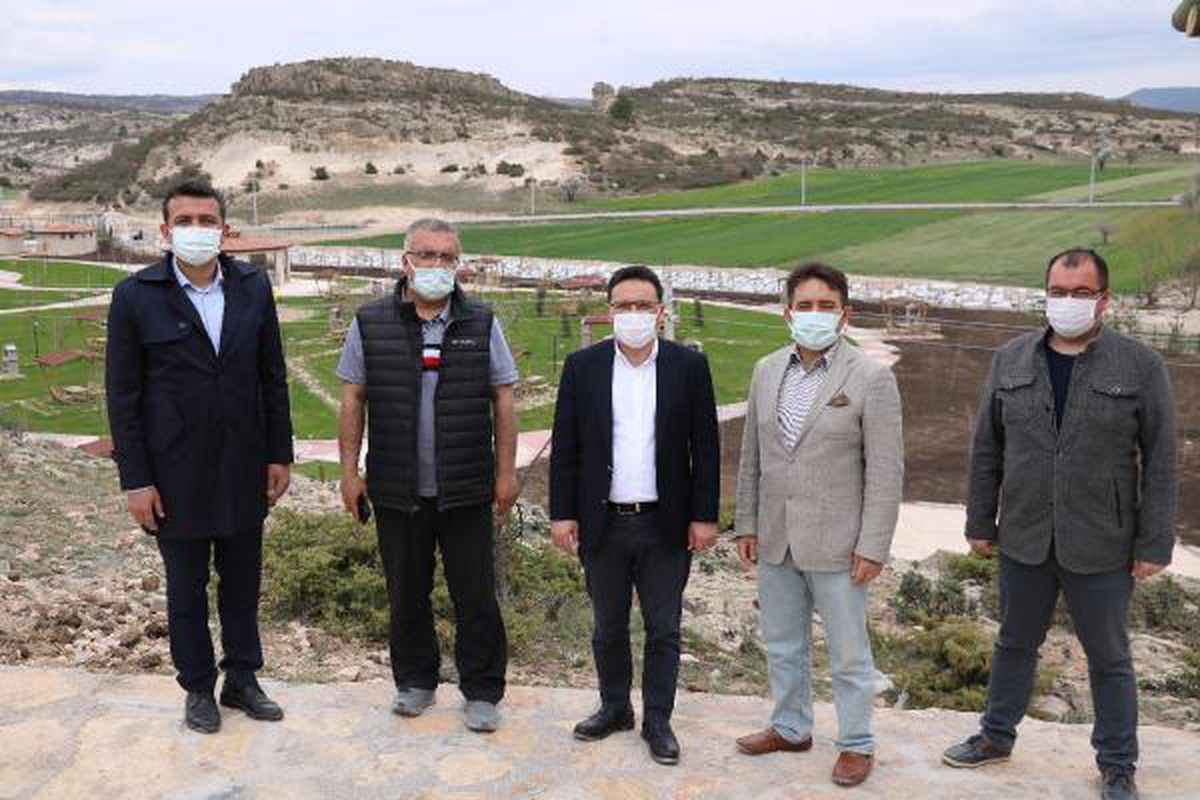 4 bin yıllık tarih arasında kano ve balon turu hazırlığı