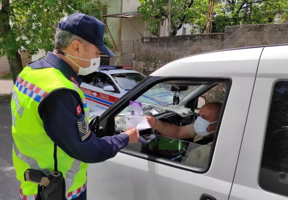 Son dakika haberi... Jandarma Trafik\'ten yoğun etkinlik