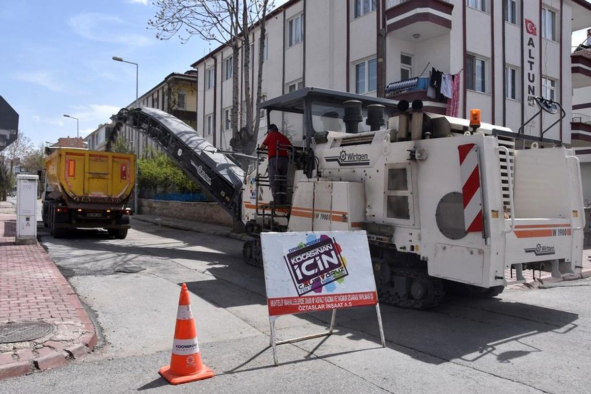 Kocasinan\'da asfaltlama çalışmaları 15 noktada sürüyor