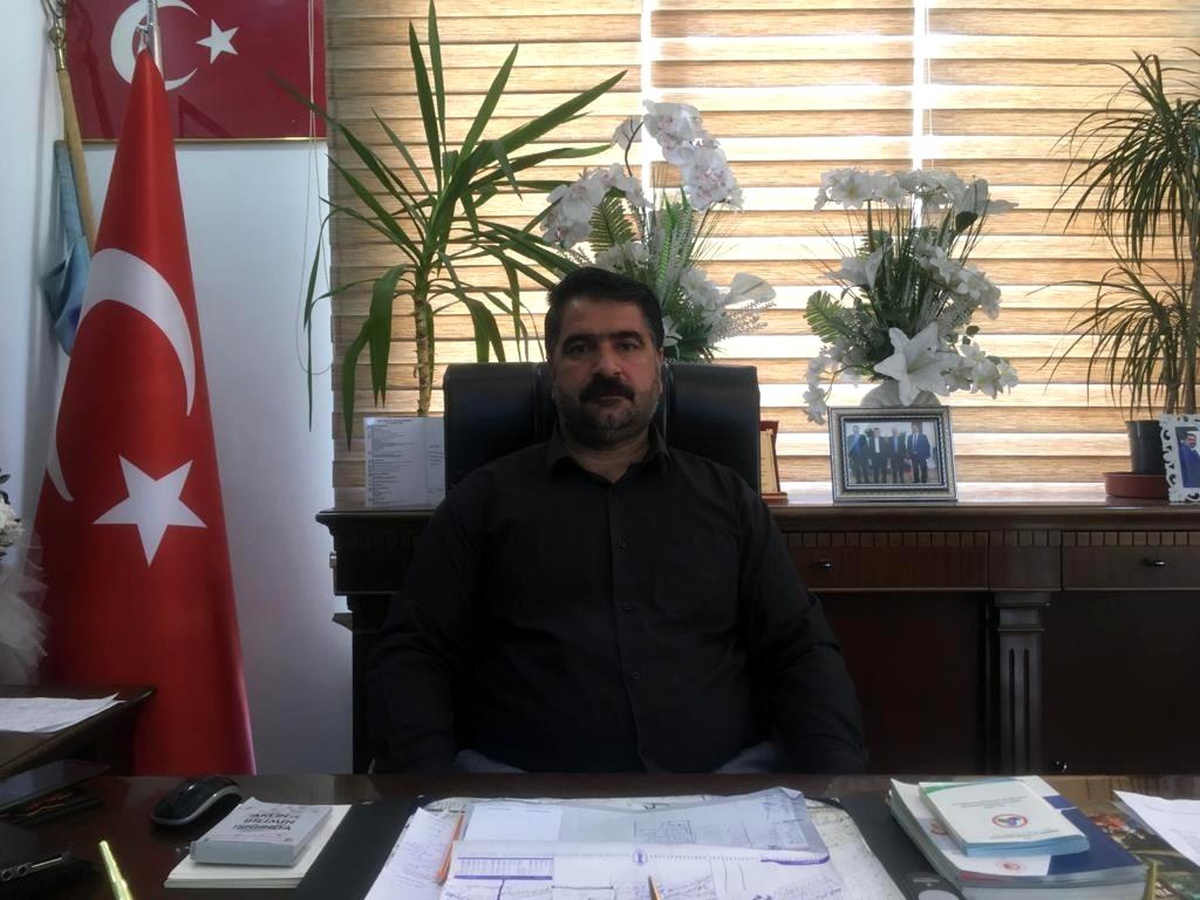 Osman Akbıyık: " Bu durum Pazar esnafına hiç ilaç olmayacak"