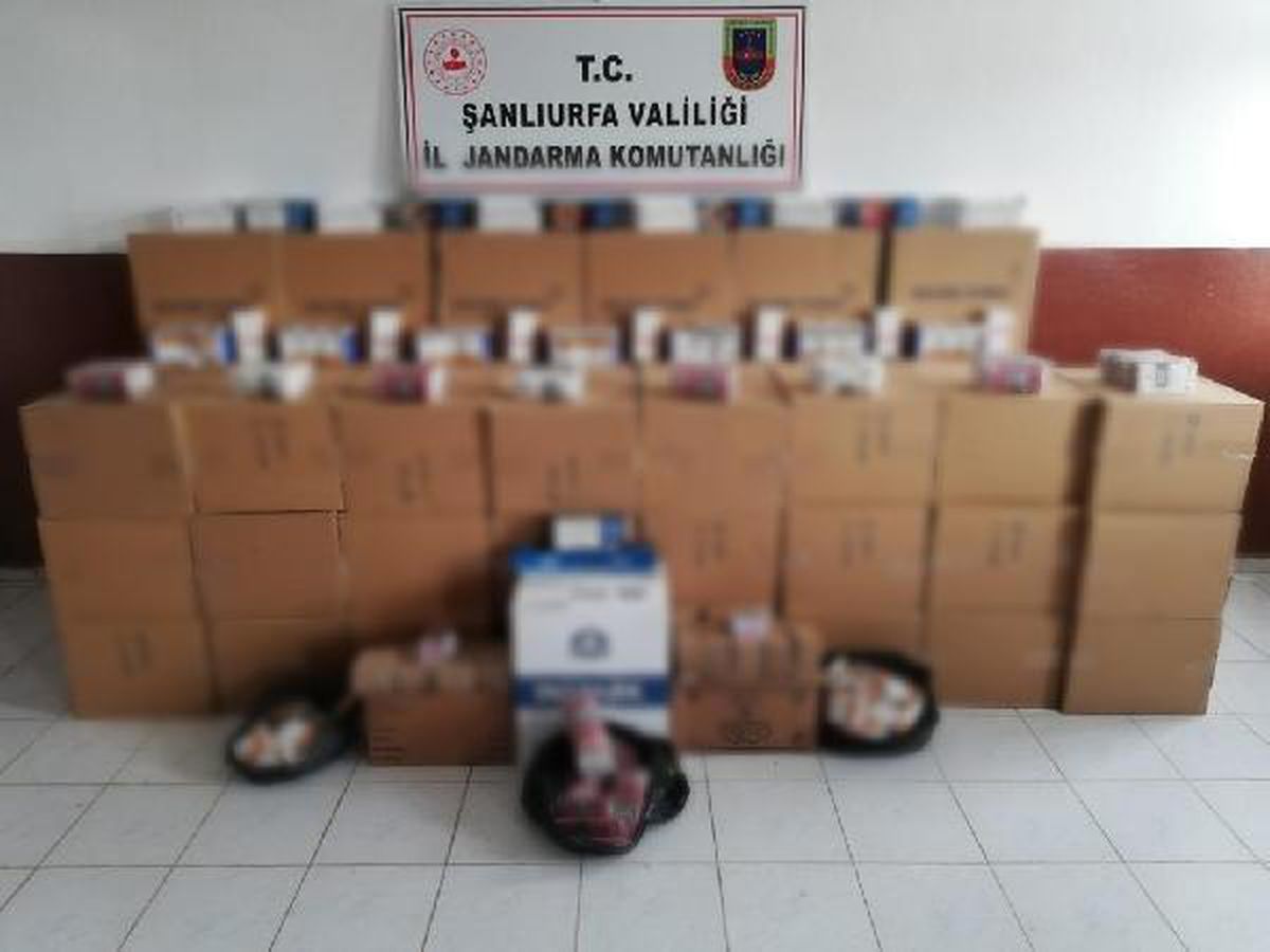 Viranşehir\'de kaçak makaron ve tütün operasyonu