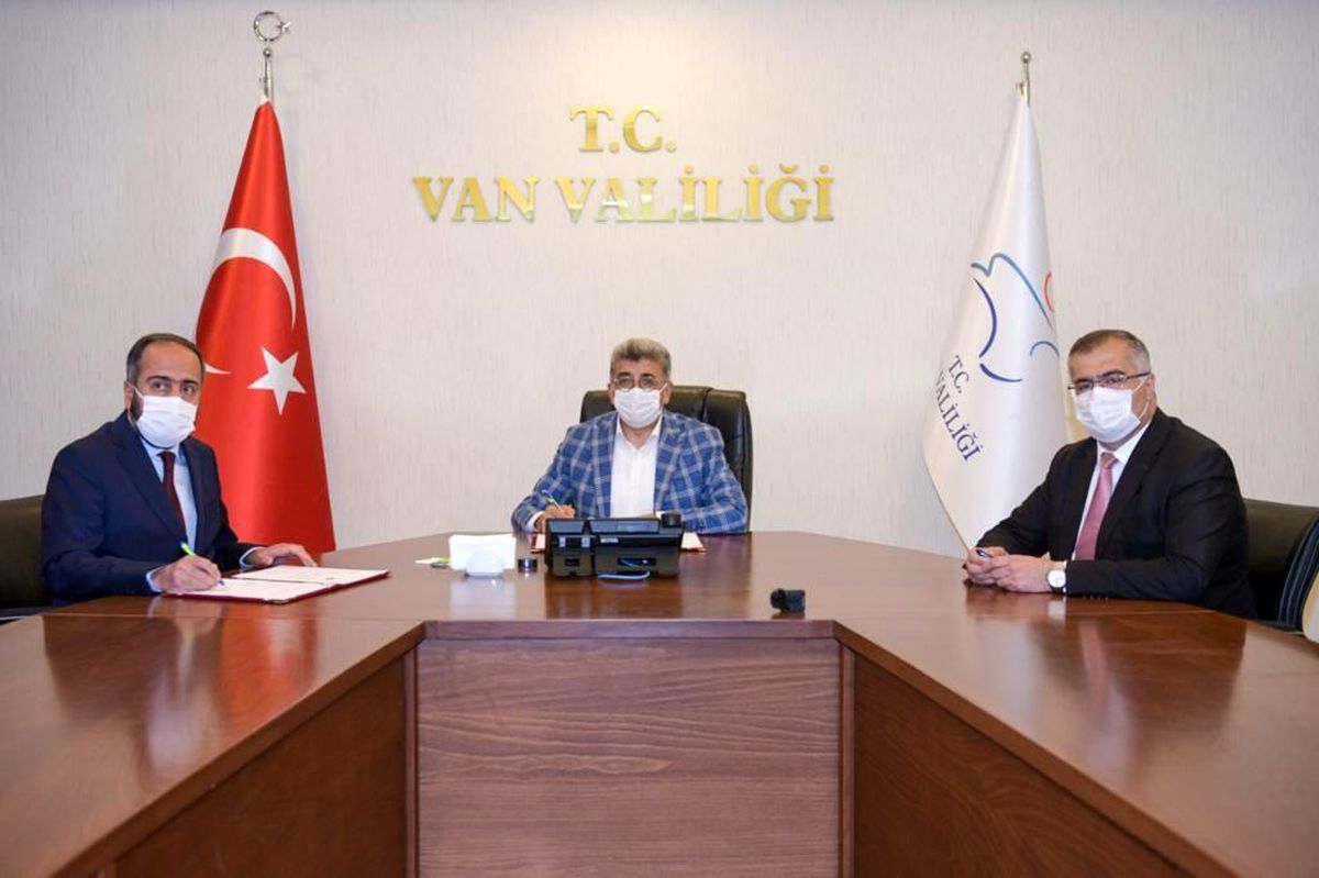 Van YYÜ ile Milli Eğitim Müdürlüğü arasında protokol imzalandı