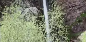 70 metreden akan Gümüşkanat Şelalesi keşfedilmeyi bekliyor