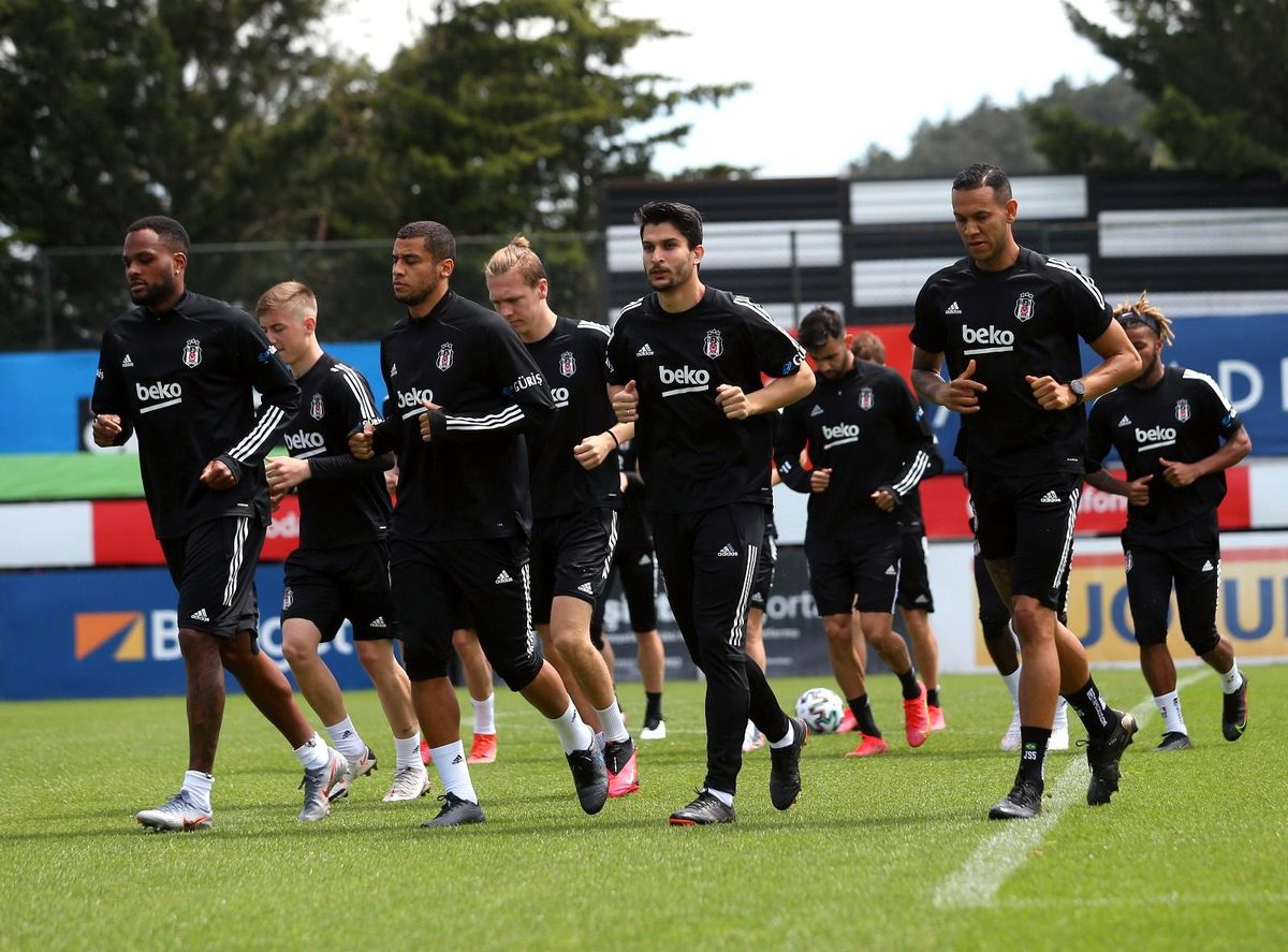 Beşiktaş\'ta Aboubakar ve N\'Koudou idmanda yer almadı