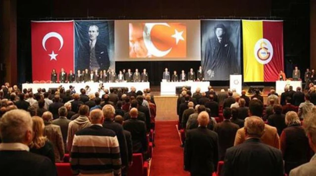 Galatasaray'da seçim kaosu! Yönetim iptal etti, Divan Kurulu tam tersini söyledi