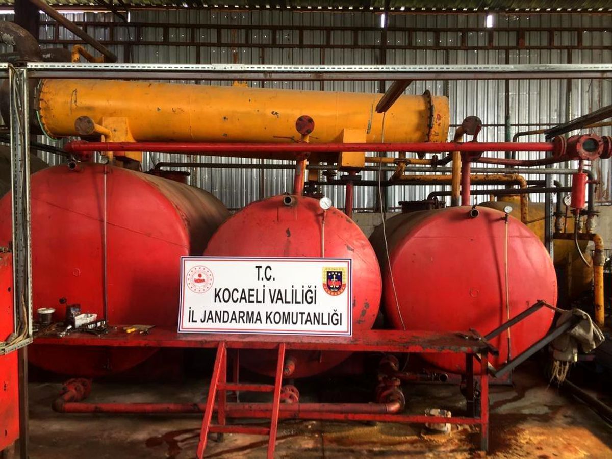 Kocaeli\'de 6 bin litre kaçak akaryakıt ele geçirildi