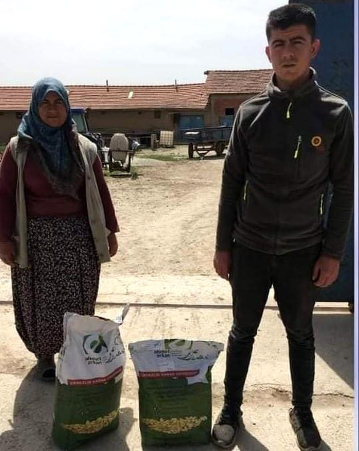 Köylere çerezlik kabak çekirdeği tohumu dağıtıldı