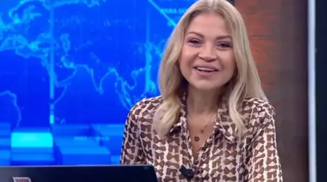 MHP ile yaşanan krizin başkahramanı Ebru Baki'nin programı 2 saat erken bitirildi MHP ile yaşanan krizin başkahramanı Ebru Baki'nin programı 2 saat erken bitirildi
