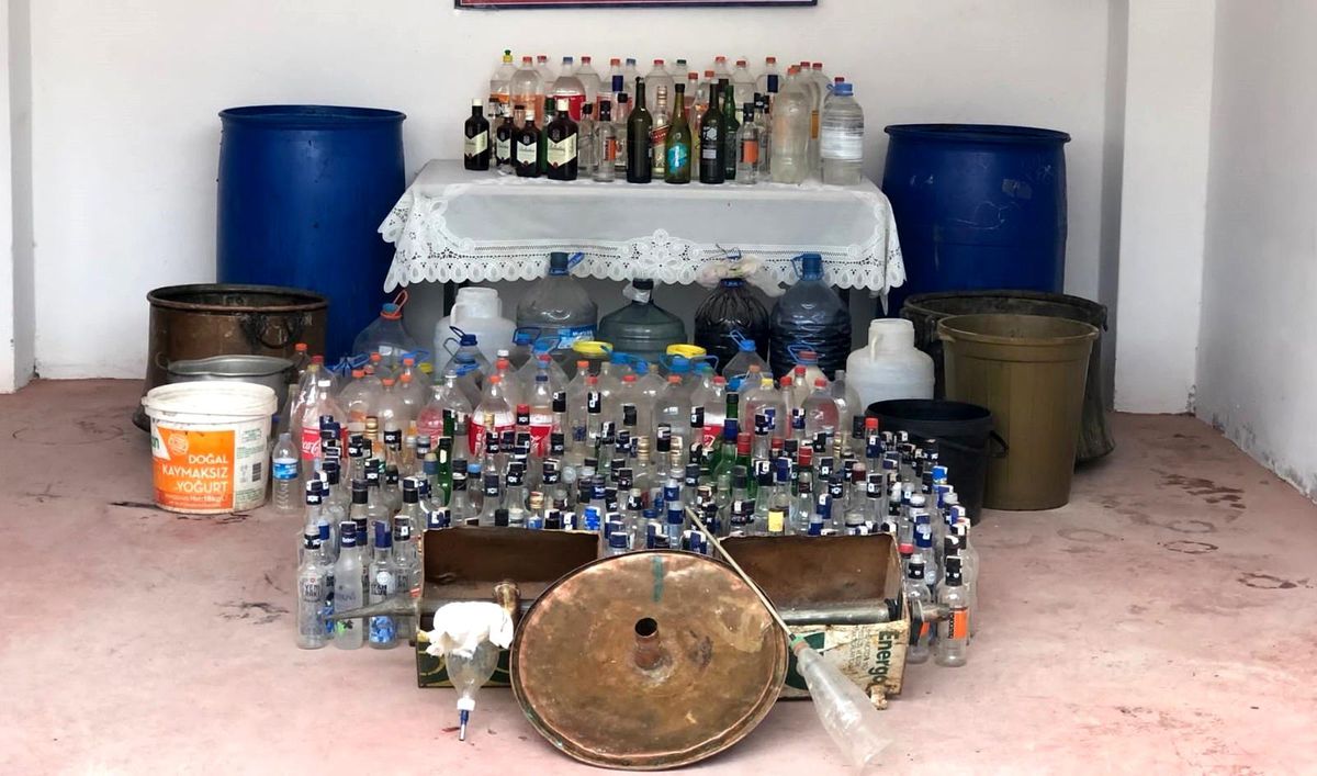 Tokat\'ta sahte içki operasyonu