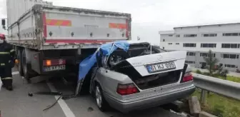 Son dakika: Yeni aldığı otomobille TIR'a çarpan sürücü, hayatını kaybetti