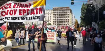 Yunanistan'da gecikmeli 'İşçi Bayramı' yürüyüşü (1)