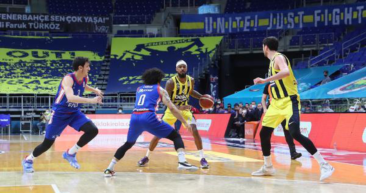 Anadolu Efes: 84-88