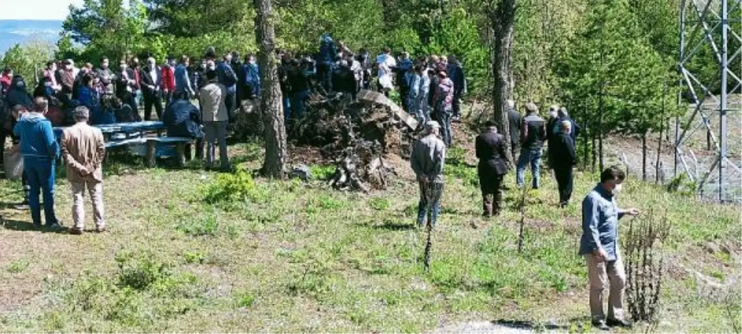 Son dakika! BABA-OĞUL BİR HAFTA ARAYLA KORONAVİRÜSTEN ÖLDÜ