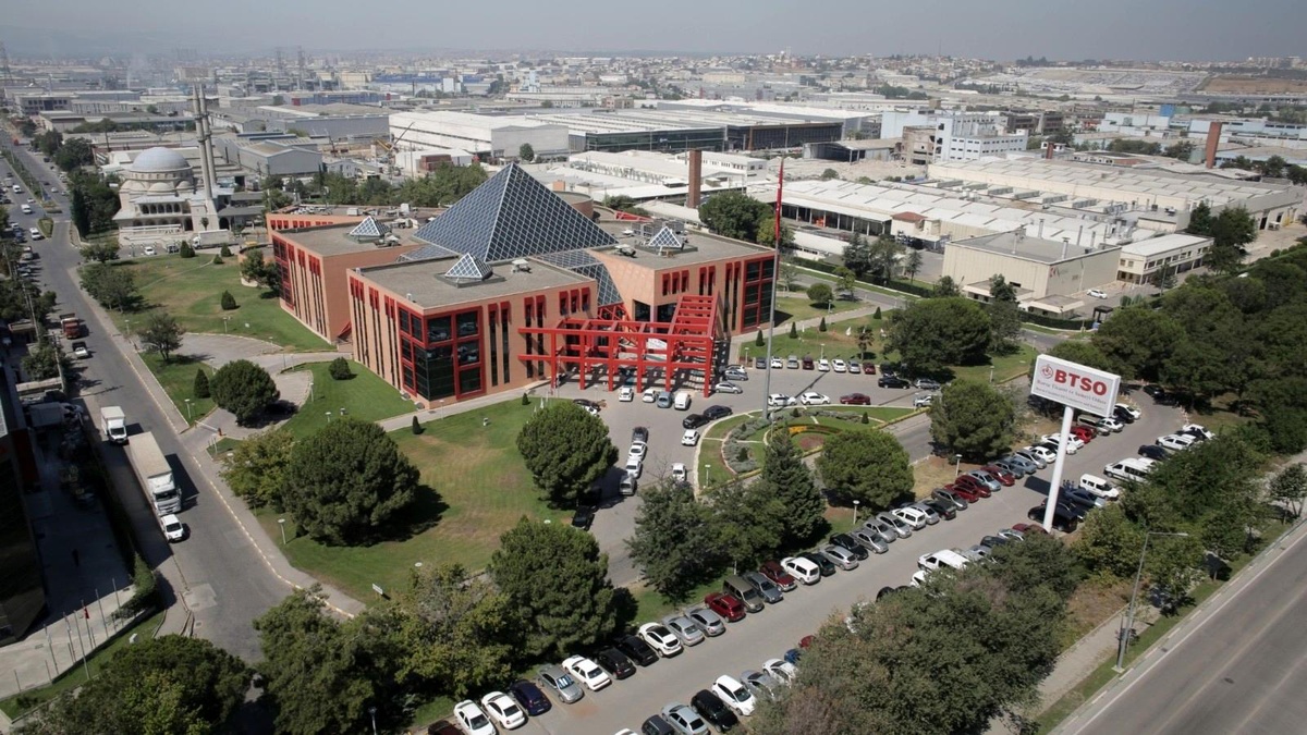 BTSO\'nun hazırladığı "Bursa Dış Ticaret Merkezi" projesi, hayata geçiriliyor