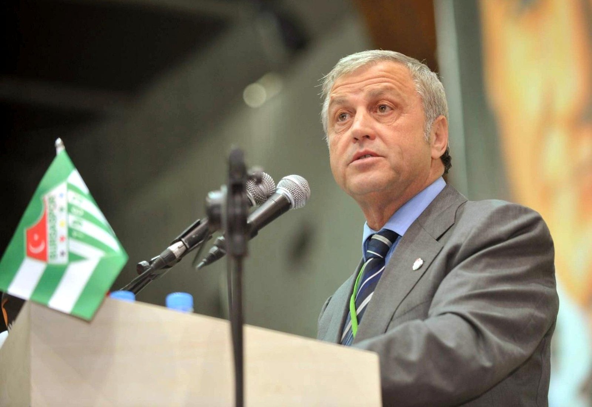 Bursaspor Kulübü, İbrahim Yazıcı\'yı unutmadı