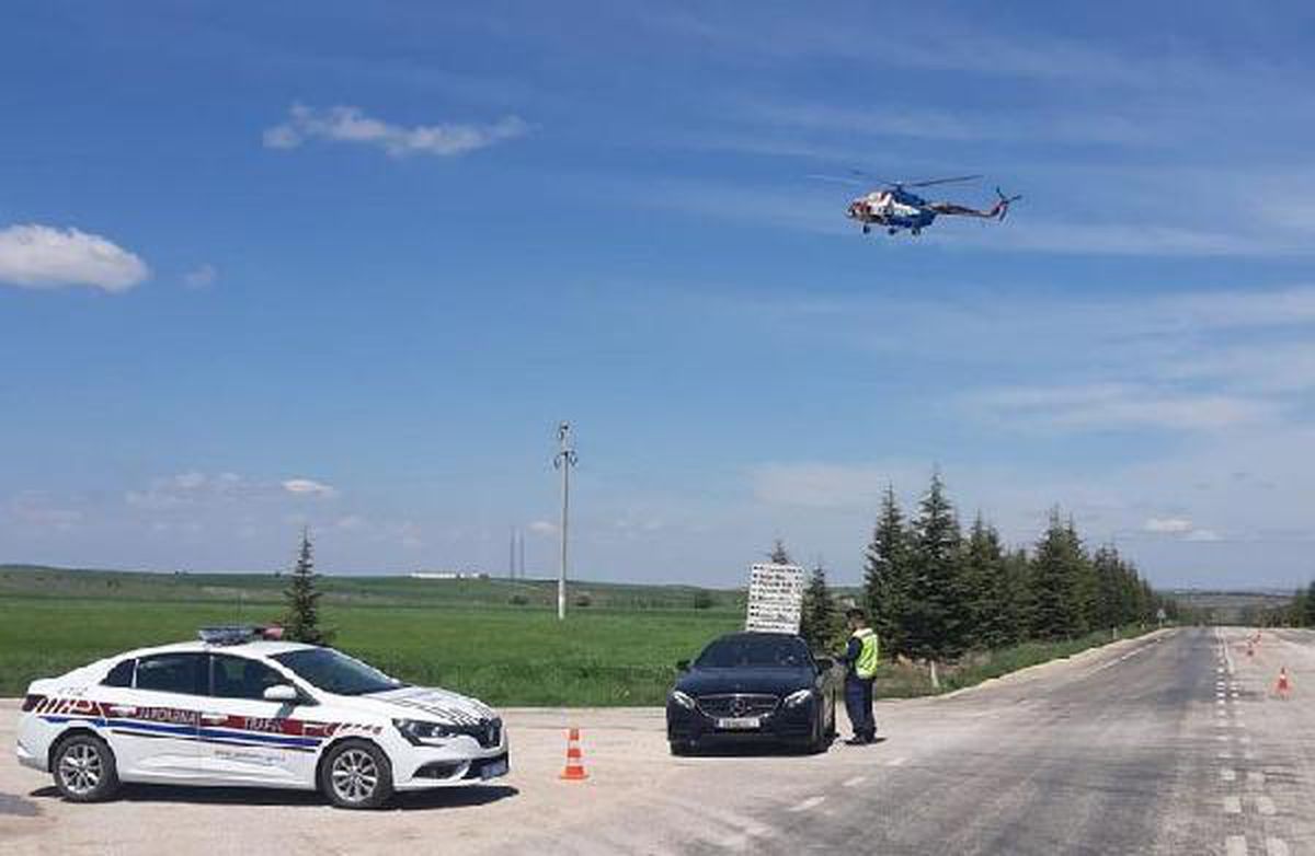 Eskişehir\'de havadan trafik denetimi; 27 sürücüye 8 bin lira ceza
