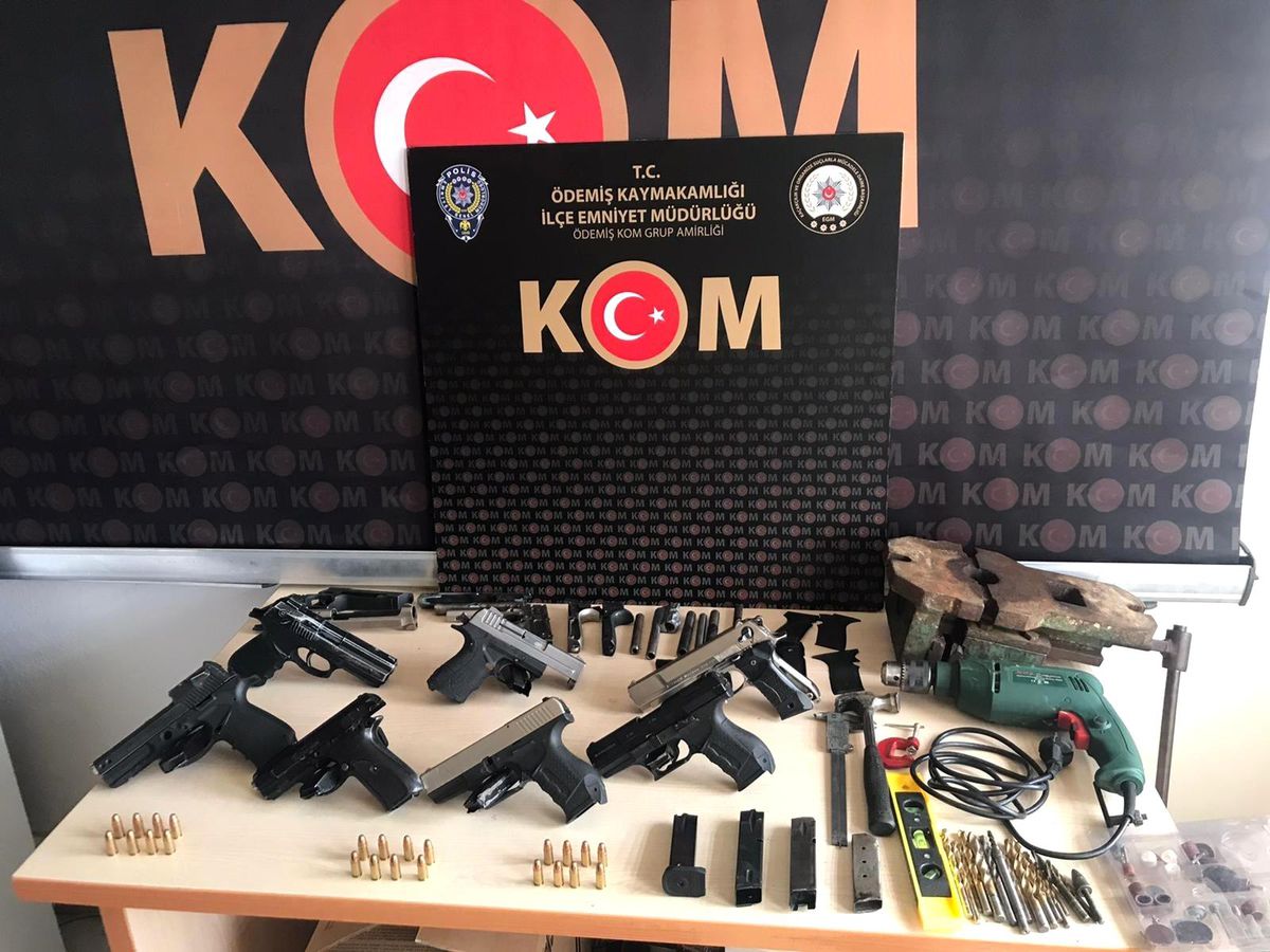 Evini silah imalathanesine çeviren şüpheli yakalandı