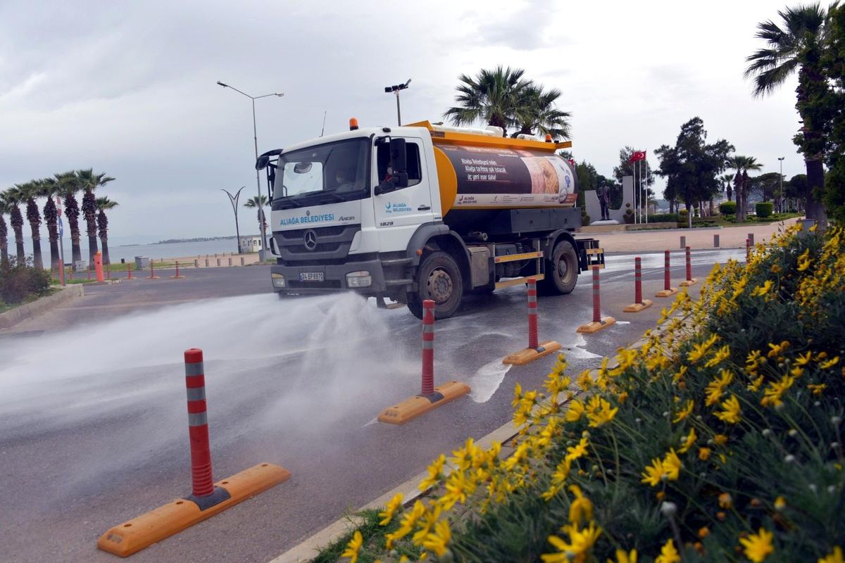 Aliağa Belediyesinden bayram temizliği