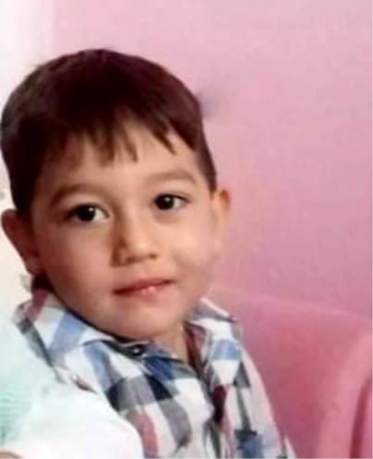 Isparta\'da briketlerin altında kalan 3 yaşındaki çocuk öldü