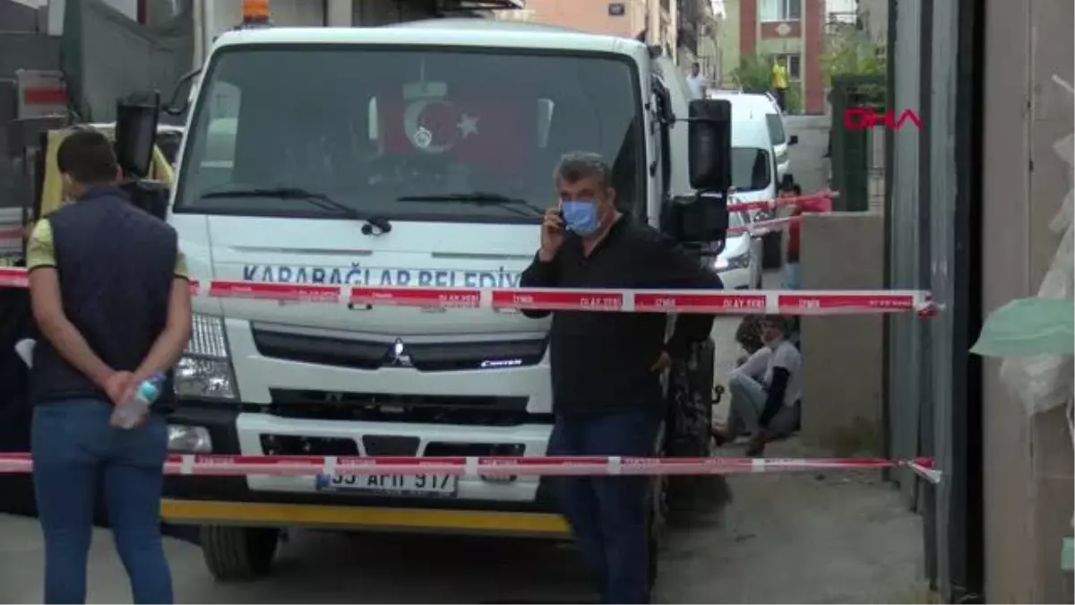 İZMİR ÇÖP KAMYONUNUN ALTINDA KALAN YAŞLI ADAM ÖLDÜ