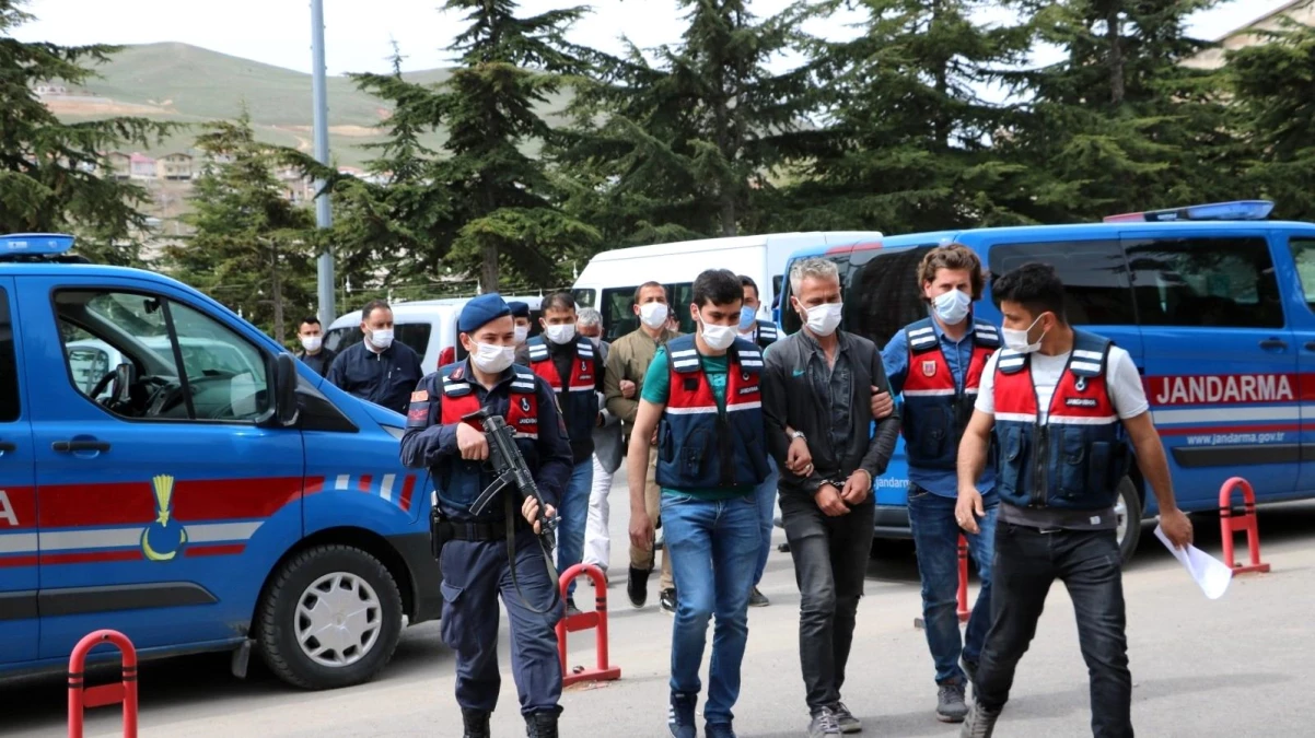 Son dakika haberleri... Niğde\'de jandarma ekiplerinden uyuşturucu tacirlerine darbe: 6 gözaltı