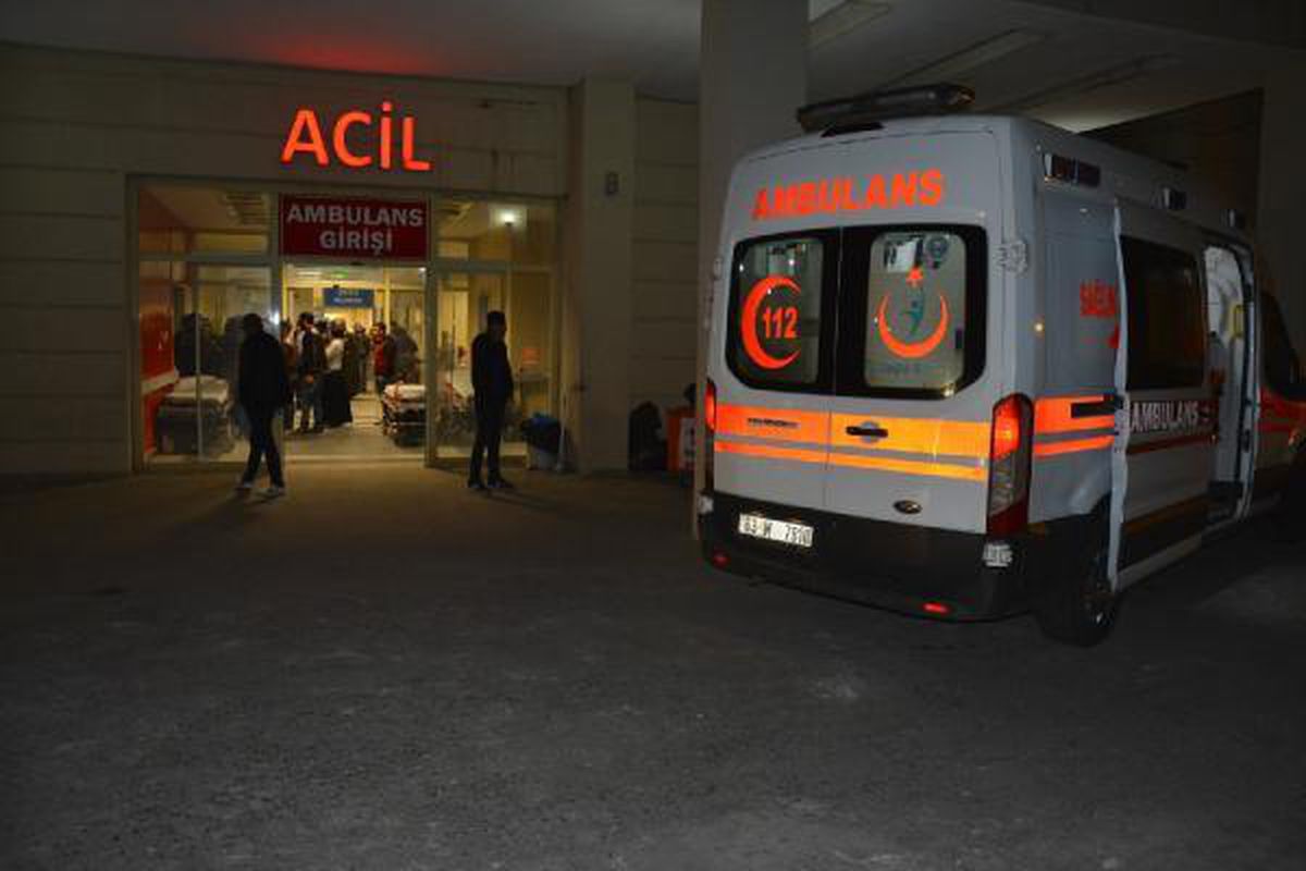 Siverek\'te akraba aileler arasında kavga: 5 yaralı