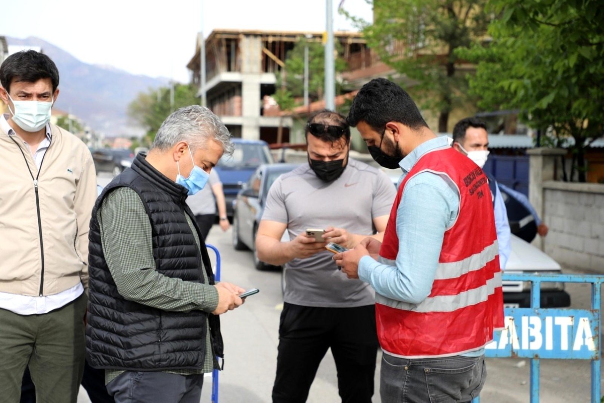 Erzincan\'da pazaryerlerine HES kodu sorgulaması yapılarak giriş yapıldı