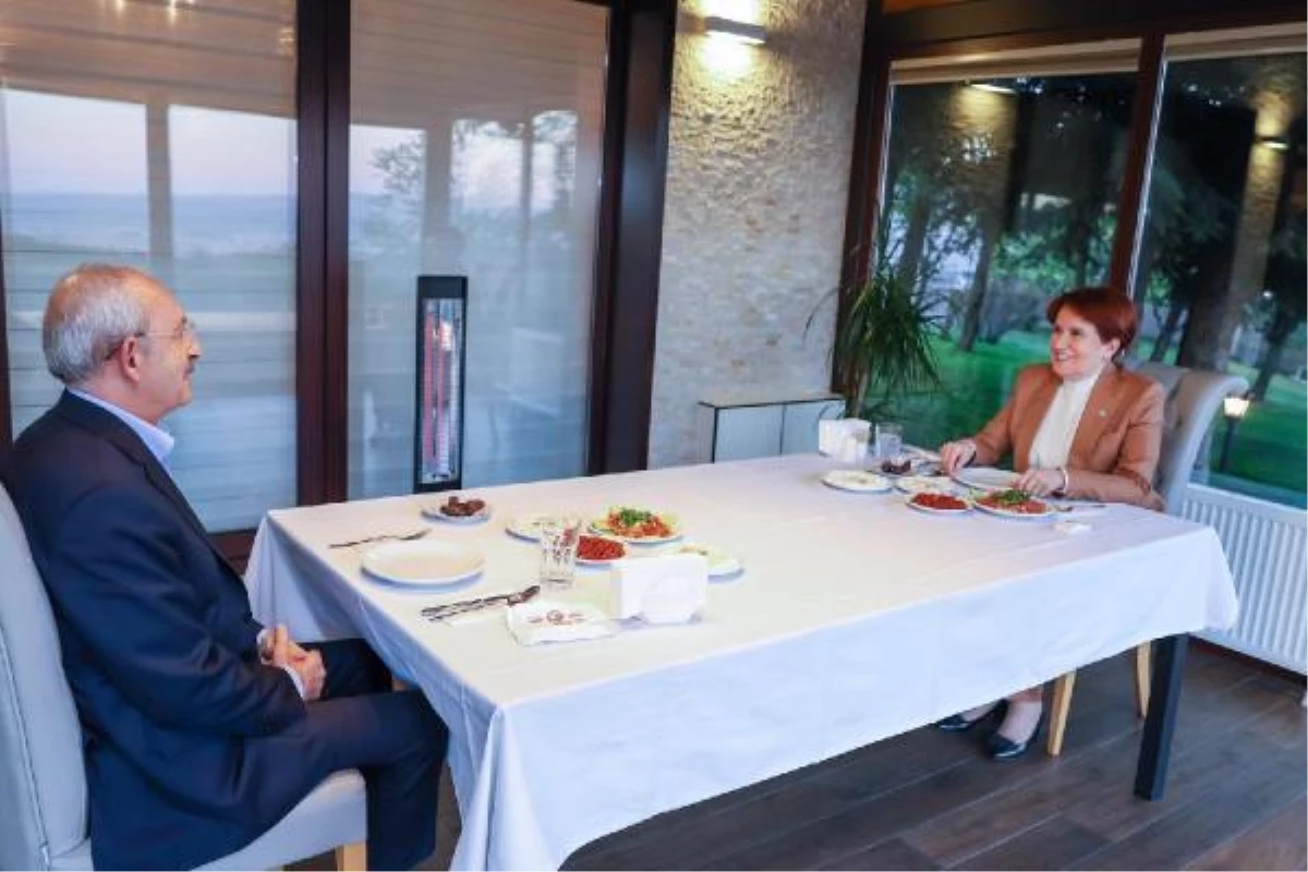 Kılıçdaroğlu ile Akşener iftar yemeğinde bir araya geldi