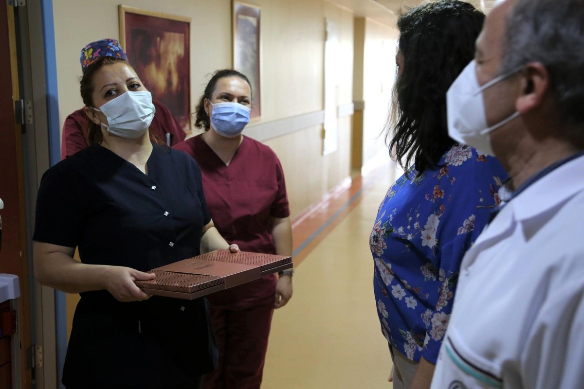 Son dakika haber! Korona savaşçılarına anneler günü sürprizi