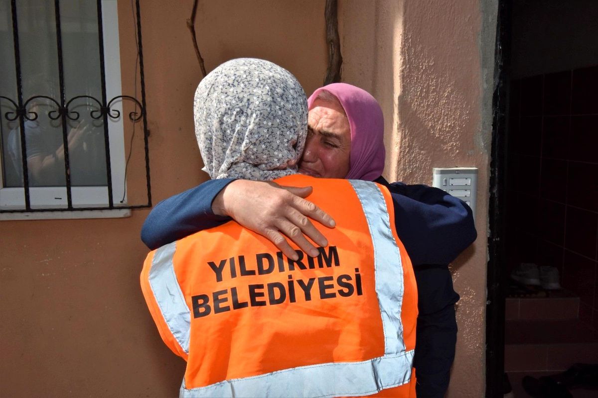 Yıldırım Belediyesi şehit annelerini unutmadı
