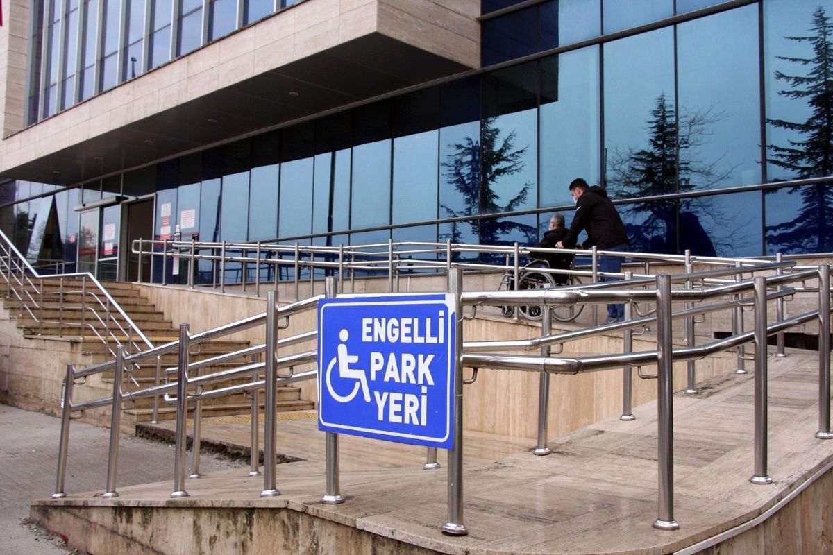 Engelli dostu 19 adliye "Erişilebilirlik Sertifikası" aldı