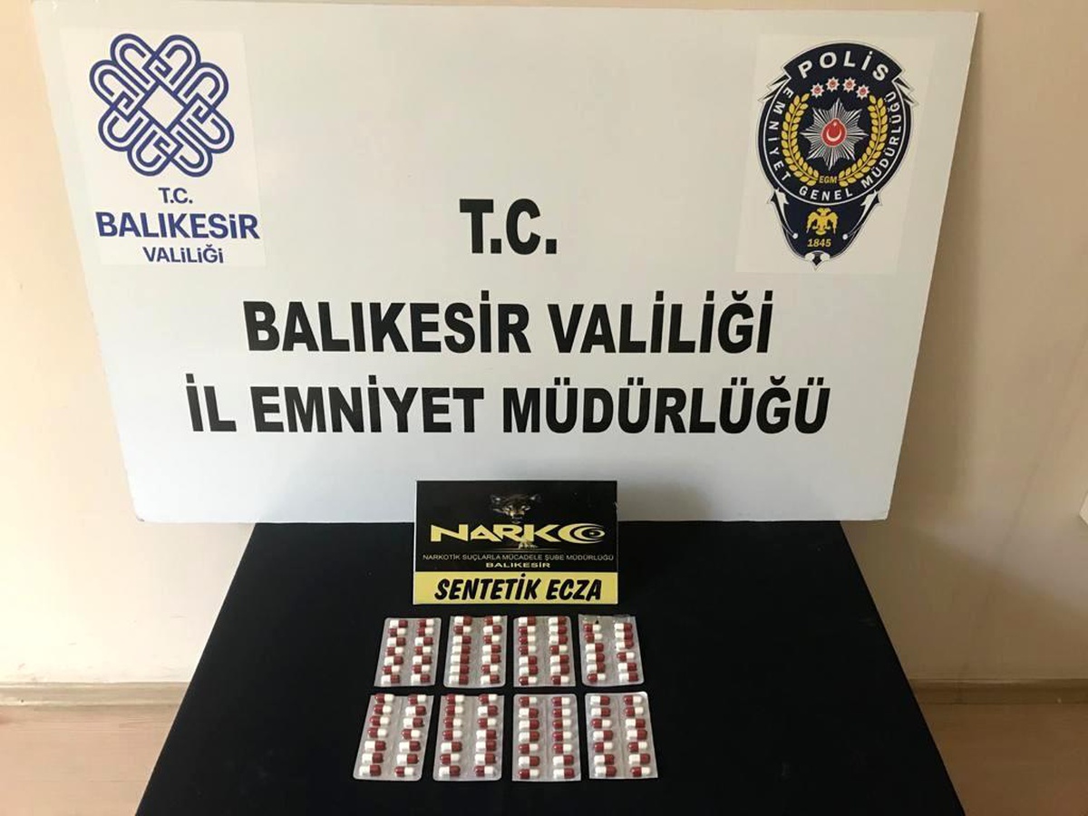 Son dakika haberi! Balıkesir\'de polisten 27 şüpheli şahsa uyuşturucu operasyonu