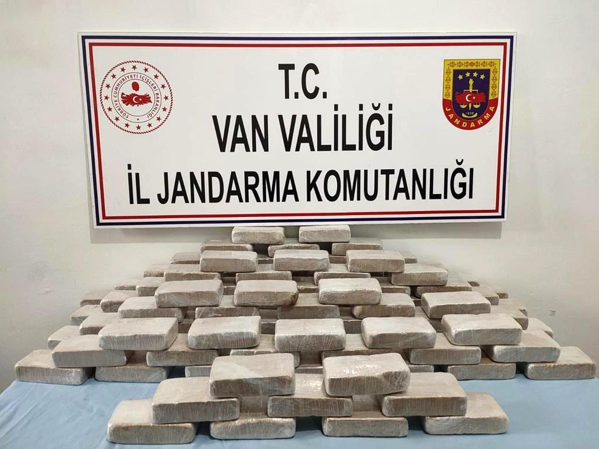 Başkale\'de 102 kilo 611 gram eroin ele geçirildi