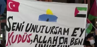 İsrail'in Mescid-i Aksa saldırıları İstanbul'da protesto edildi