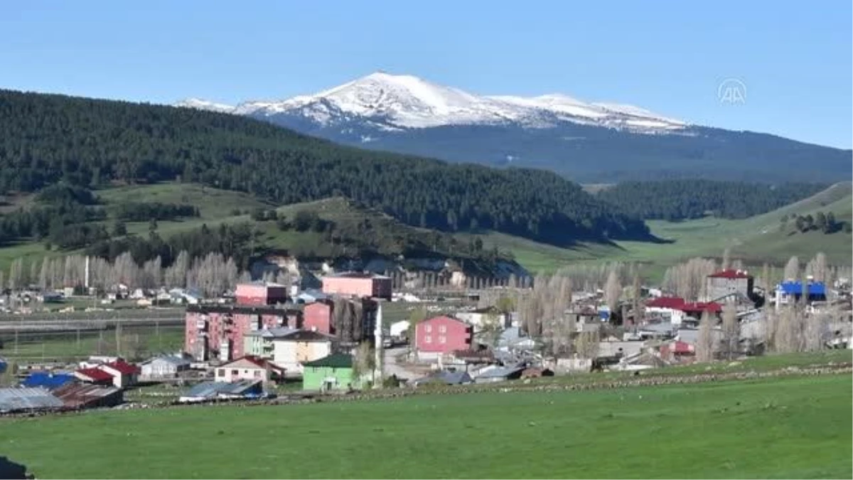 Mayıs ayında dağlar beyaza büründü