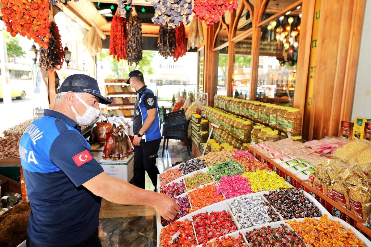 Ramazan bayramı öncesi pastane, tatlıcı ve kuruyemişçiler denetledi