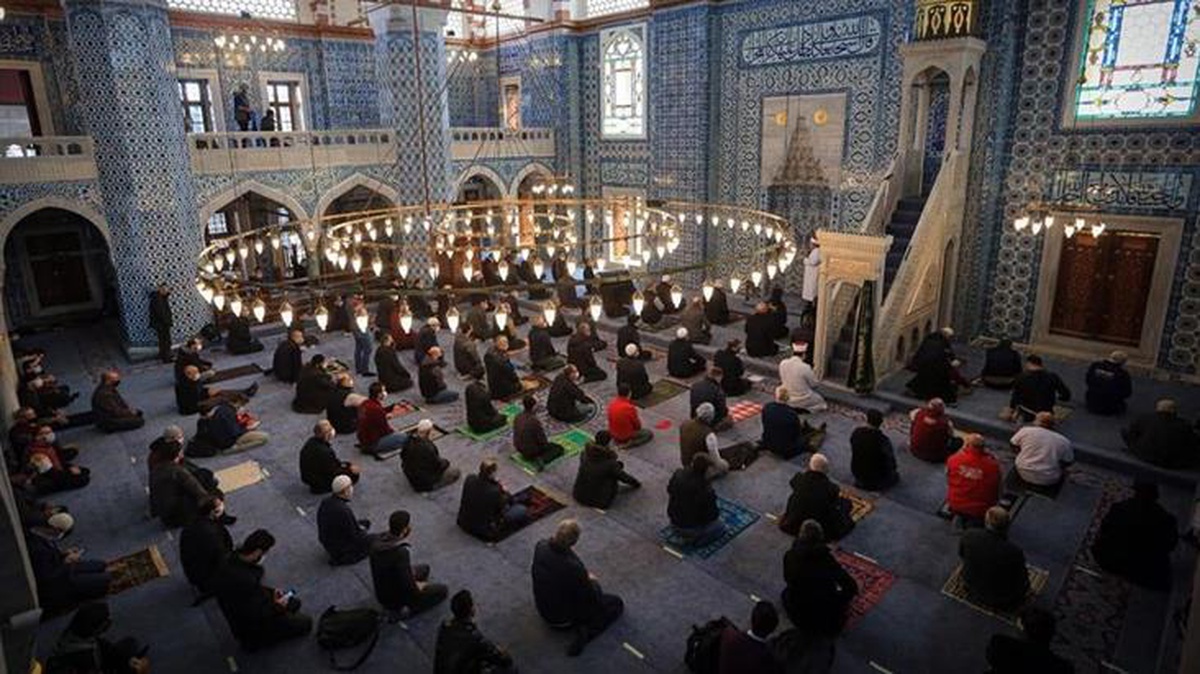 Son Dakika: Öğle ezanının ardından tüm camilerde Mescid-i Aksa\'nın kurtuluşu için salalar okunacak ve dualar edilecek